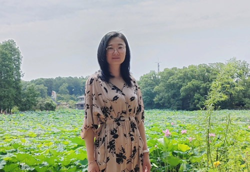 杨阳
